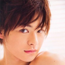 หนุ่มยุ่นน่าหยิก