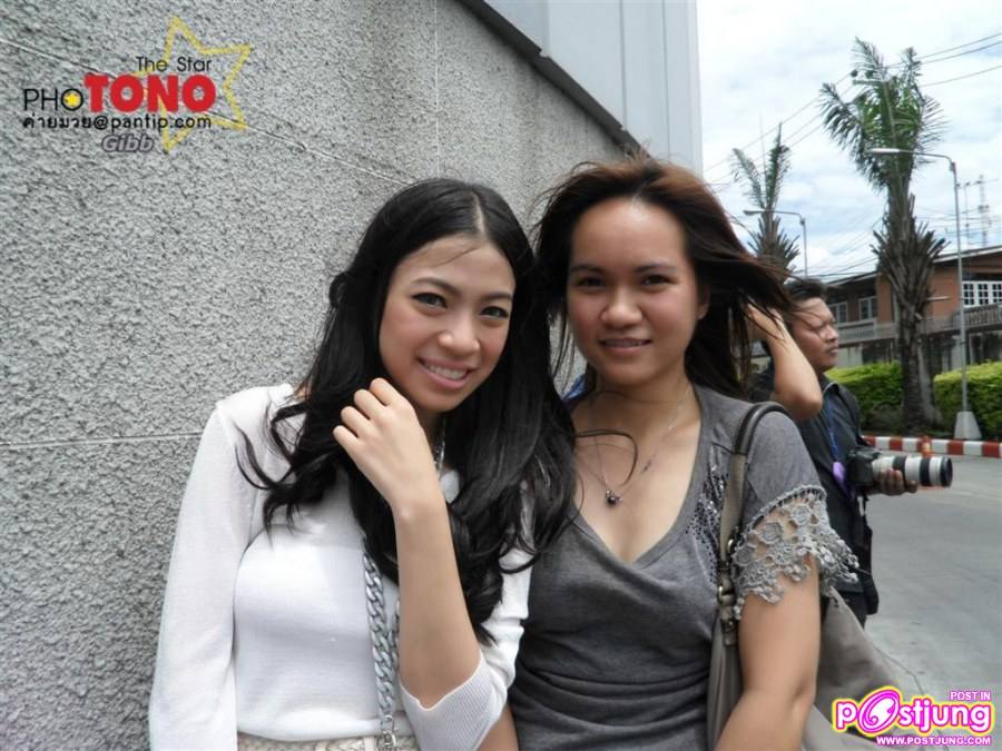 เสื้อขาว เจ๊สร้อยค่ะเมียตี๋เล็ก(ในละคร)