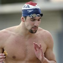 นักกีฬาโดดน้ำ