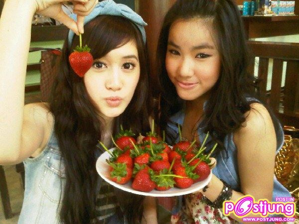 เพื่อนในวง  มีน