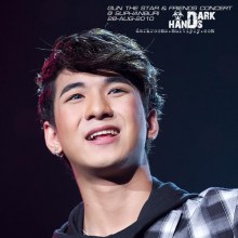 Zen @ Concert Back to Suphan with Gun&friends