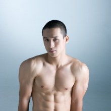 ผู้ชายคนนี้ชื่ออาไร