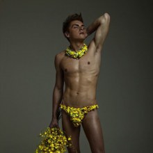 หนุ่มกับดอกไม้