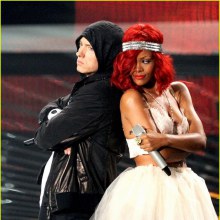 Rihanna & Eminem@2010 MTV Video Music Awards