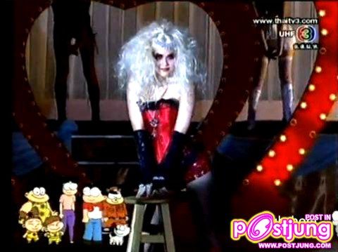 เต้นโชว์ มูแลงลูจ