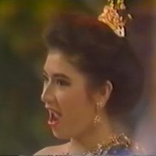 Capture : Miss World (1986) แสงระวี อัศวรักษ์ Miss Thailand World ประกวดปีเดียวกับ Halle Berry