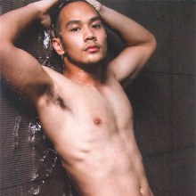 **มาดูหุ่มเฟริมของ ปารเมศ ท้วมสากล**