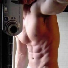 เมื่ออาตี๋ อยากถ่ายรูปโชว์หุ่นตัวเอง