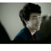 อยากรู้ข้อมูลค่ะ พี่เค้าโฆษณามาสด้า 3