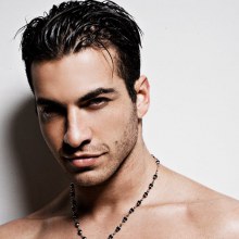 Ziv ขื่อแปลก หน้าตากับหุ่นตรง concept หมวดมากๆคะ