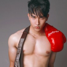 UpDaTe: Fung Chan =  เดินแบบ ณ เซ็นทรัลชิดลม (25 ก.ย. 53)