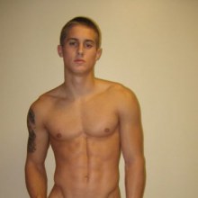 นายแบบฝรั่ง หน้าใหม่ หล่อดี