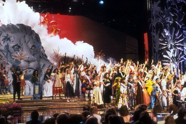 1987 จัดที่สิงคโปร์