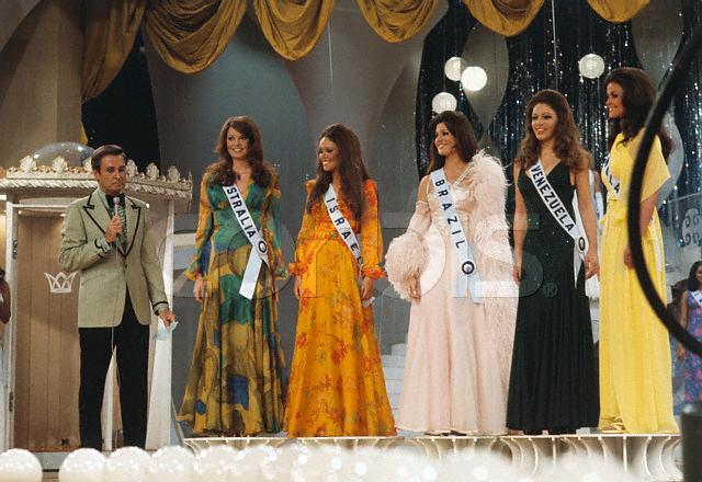 1972 จัดที่ปัวตัวริโก้