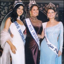 ปี 2000 ปีทองของอินเดียกับ MISS UNIVERSE - MISS WORLD - MISS ASIA PACIFIC ปี 2000