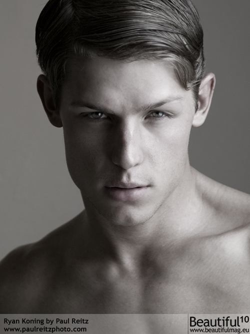 PAUL REITZ' BOYS IN THE CITY