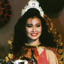 นางสาวไทยปี 2533 เธอคือ  ภัสราภรณ์ ชัยมงคล   รางวัลขวัญใจช่างภาพบนเวที Miss Universe 1990