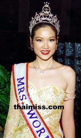 Mrs WORLD คนแรกของประเทศไทย