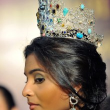 Larissa Ramos Miss Earth 2009 - in Vietnam