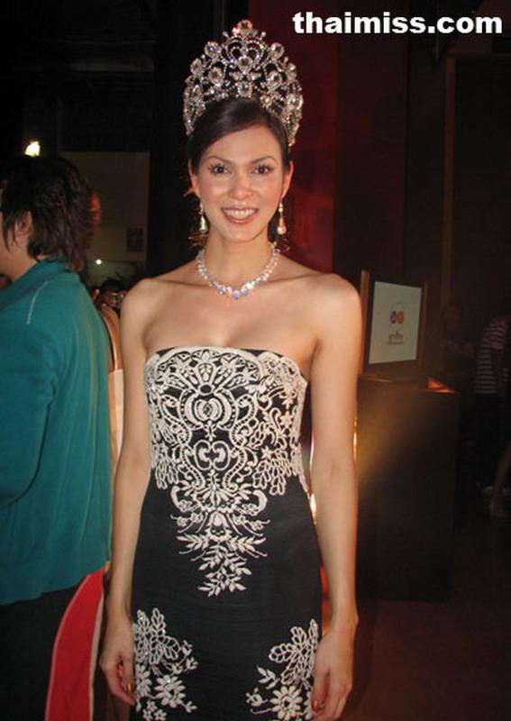 Miss Tiffany Universe 2002