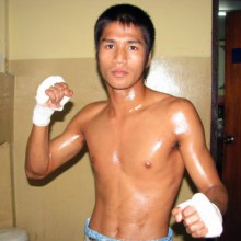 ดูหล่อมาเยอะแล้ว ดูนักมวยหน้าบ้านนอกกันบ้าง