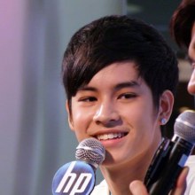 เก้า @งานThe Beginning of Something Big by HP