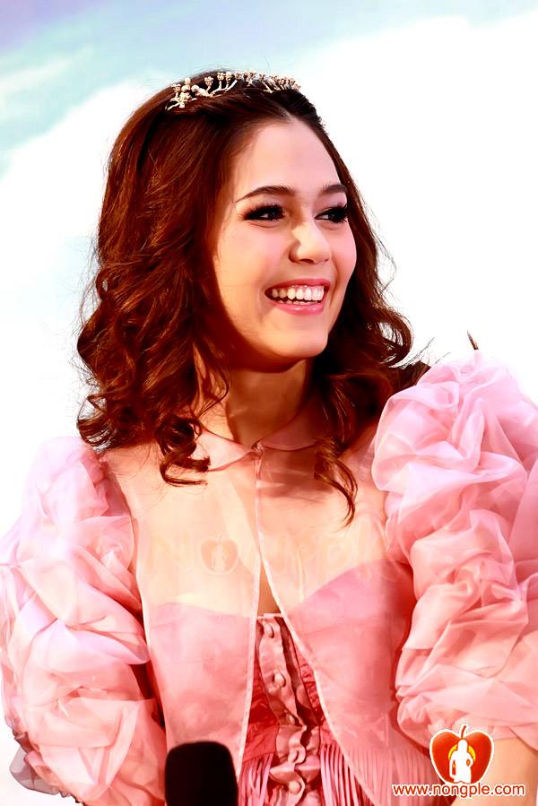 ใครว่าชมพู่ สวยเหมือนเจ้าหญิงบ้าง