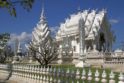 2 - Wat Rong Khun in Chiang Rai