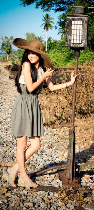 พี่เค้าชื่อ พี่หนู หรือ Noo nana น่ารัก ตัวเล็ก