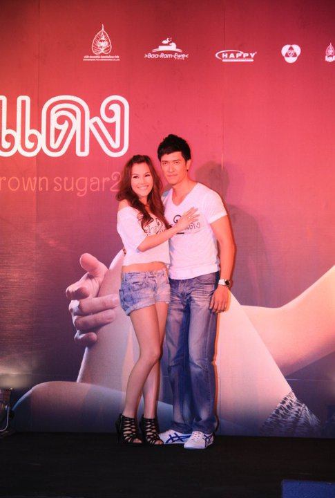 ภาพงานแถลงข่าวเปิดตัวภาพยนตร์ “น้ำตาลแดง 2”