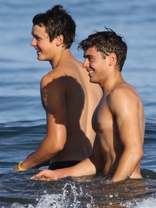 Zac Efron & Dylan Efron