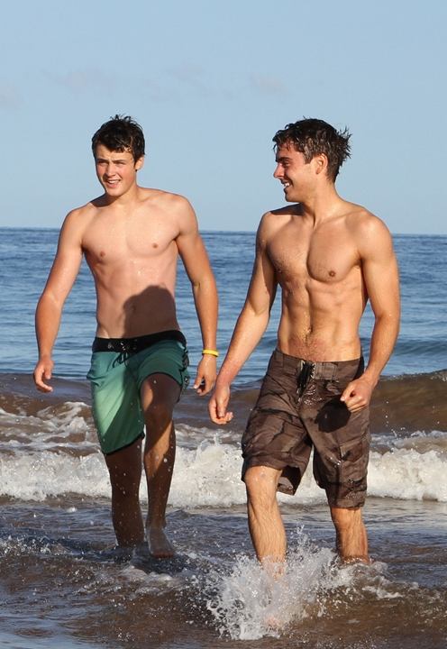 Zac Efron & Dylan Efron