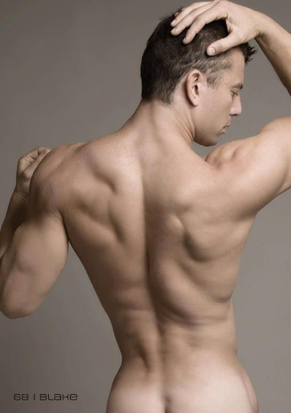 Stéphane Haffner in nude acrobatics