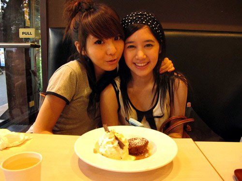 จินนี่ & พิม คู่จิ้นแห่ง kamikaze