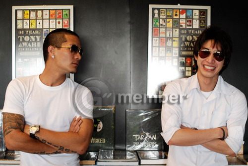 แบงค์&โตโน่ หล่อๆๆๆ..