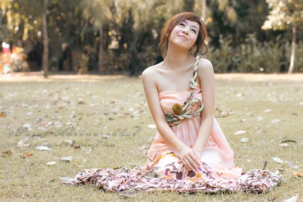 {• PIX •} ผึ้ง หทัยวรรณ : สาวสวยจากทันตะจุฬาฯ ผู้หญิงคนนี้เพอร์เฟคมาก : )