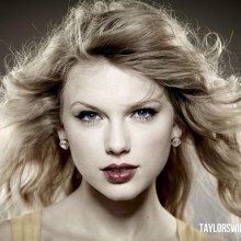 Taylor Swift Parade Magazine Cover & Editorial October 2010