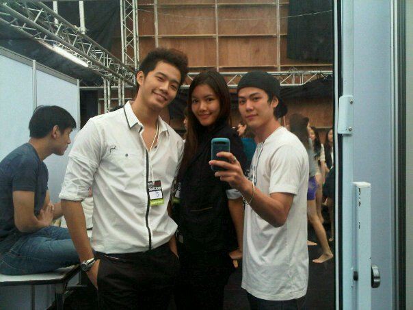 [KPN] โรส-บี้-เพชร เดินแบบในงานelle fashion week2010