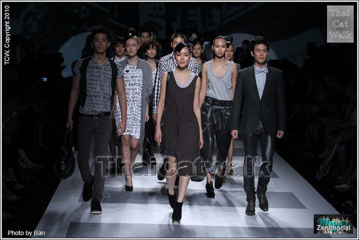 [KPN] โรส-บี้-เพชร เดินแบบในงานelle fashion week2010