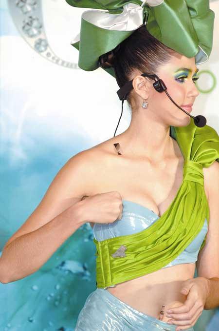 ชมพู่ ผู้หญิงที่สวยและเพอร์เฟคมาก