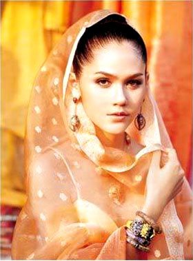 ชมพู่ ผู้หญิงที่สวยและเพอร์เฟคมาก