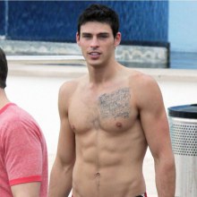 หล่อ หุ่นดี เลิศ เพอรืเฟค ไม่ดุแล้วจะเสียใจ