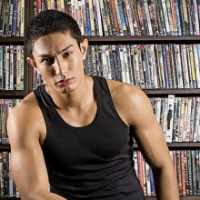 HOT GUY WEDNESDAY FILIPINO-IRANIAN HUNK FARZAM NASIRIAN!