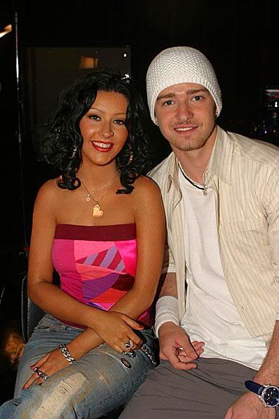 Christina นักร้องสาวที่มีหลายหน้าไม่ซ้ำกัน