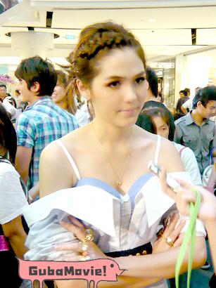 ชมพู่ สวยหวาน น่ารัก เซ็กซี่ แบ๊ว ไฮโซ เธอเป็นได้ทุกอย่าง