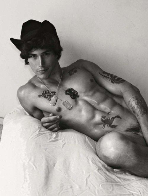 Photoshoot men album 43 Pref Magazine