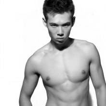 ตี๋๋๋๋๋่ มา แล้ว หญ่ายๆ