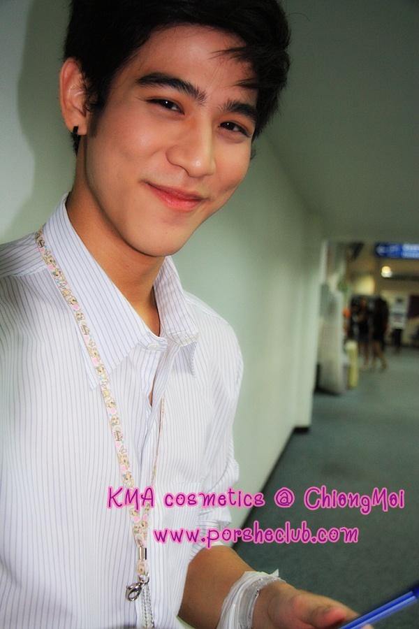 พอร์ช งาน KMA Cosmetics ที่โรบินสันเชียงใหม่