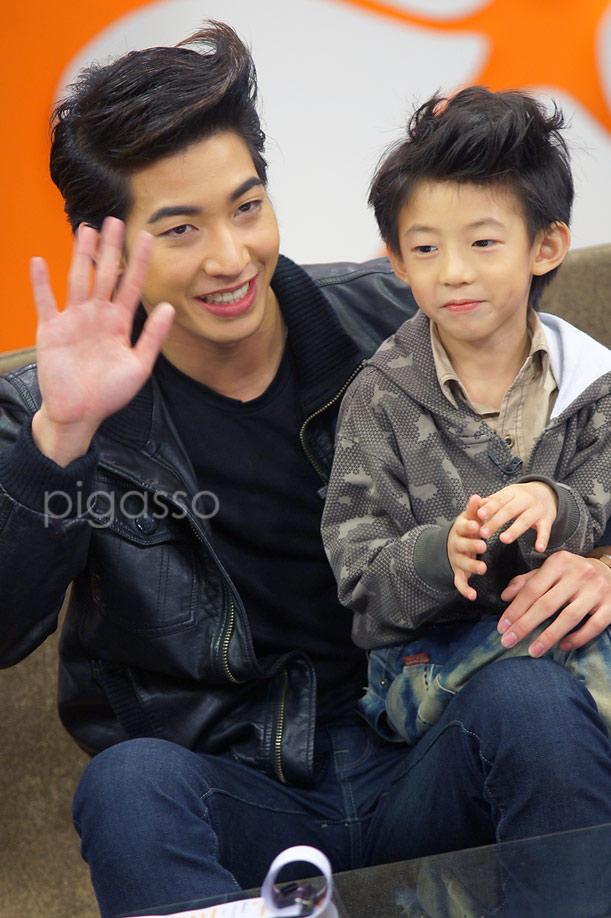 ~ โตโน่ อัดรายการ บอก 9 เล่าสิบ ~