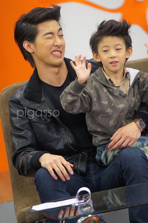 ~ โตโน่ อัดรายการ บอก 9 เล่าสิบ ~